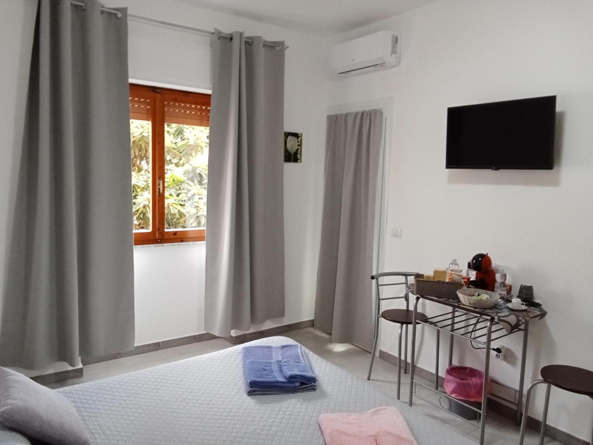 Gigi&Mary Bed & Breakfast Alghero Bagian luar foto
